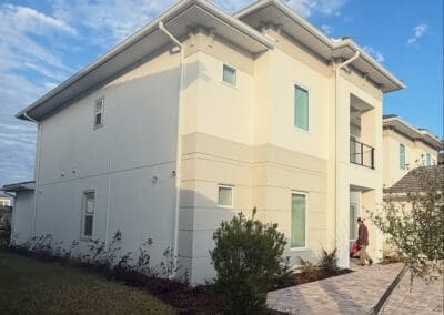castillo's gutter & aluminum seamless rain gutter installation